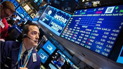  مؤشرات الأسهم الأمريكية تغلق على تباين