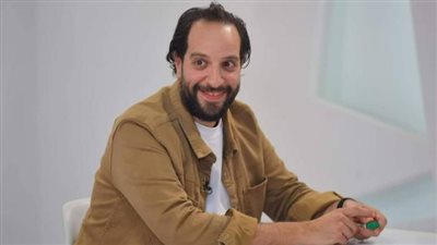 كتاب صوتي يتناول سيرة الدكتور أحمد خالد توفيق..ومفاجأة من الفنان المصري أحمد أمين 