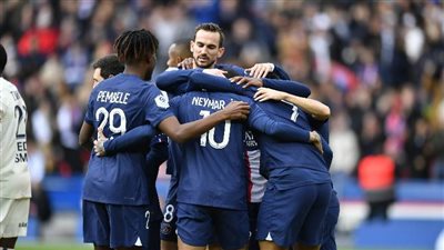 قمة الإثارة والأهداف.. باريس سان جيرمان يخطف فوزًا قاتلًا من ليل بالدوري الفرنسي