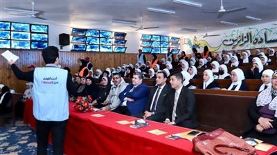وزيرة التضامن الاجتماعي تدشن برنامج الوقاية من المخدرات لطلاب المدارس من مدينة العريش