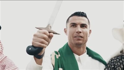 احتفالا بيوم التأسيس السعودي.. رونالدو يرقص 